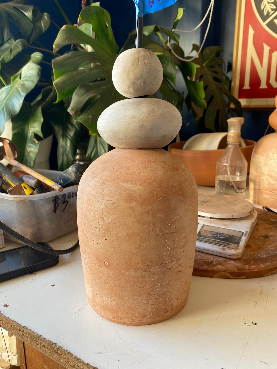 Ikigai – Lámpara colgante de cerámica natural en color Tierra cocida, Crudo